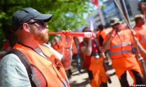 劳资纠纷升级 德国建筑工人17年来首次罢工