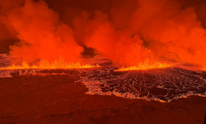 冰岛火山爆发！几小时内可能有危险！